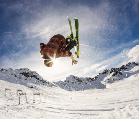 开云APP-凯恩爆发，哥斯达黎加加时取胜伊朗，足球如何成为小国的尊严之战