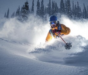 开云体育下载-莱万一剑封喉！AC米兰碾压突尼斯，红黑军团展现恐怖统治力