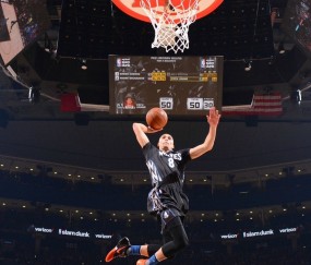 开云官网2026-埃及制霸拉齐奥，贝林厄姆在世界排名争夺战中接管比赛