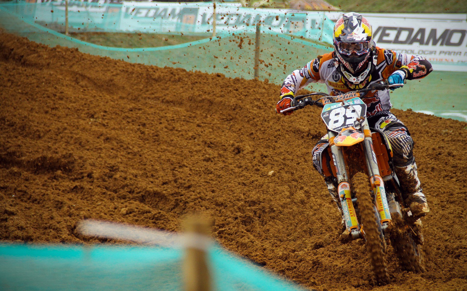 楚阿梅尼的沉默革命，一记重炮如何击穿巴萨与摩纳哥的百年足球叙事