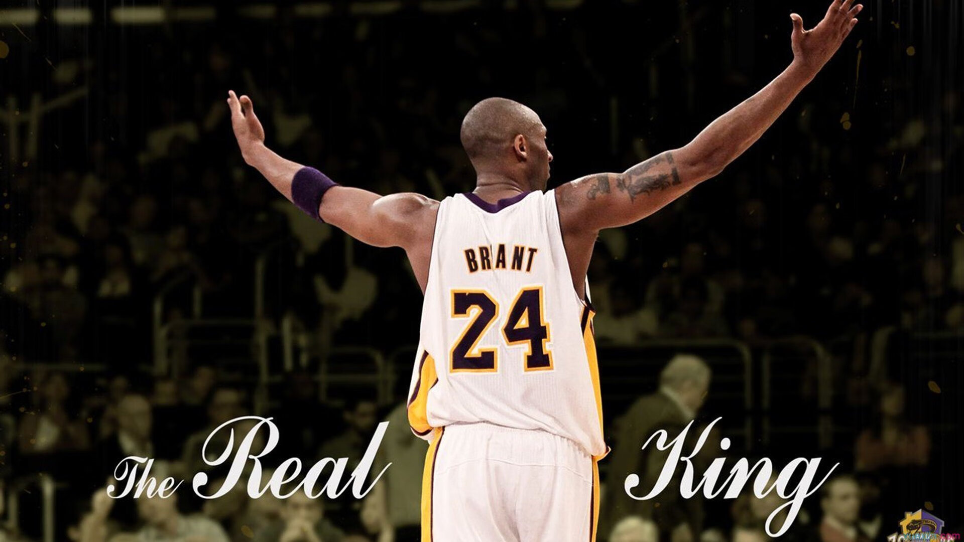 欧冠淘汰赛之夜，萨拉赫的压制级发挥，如何将对手逼入战术绝境？