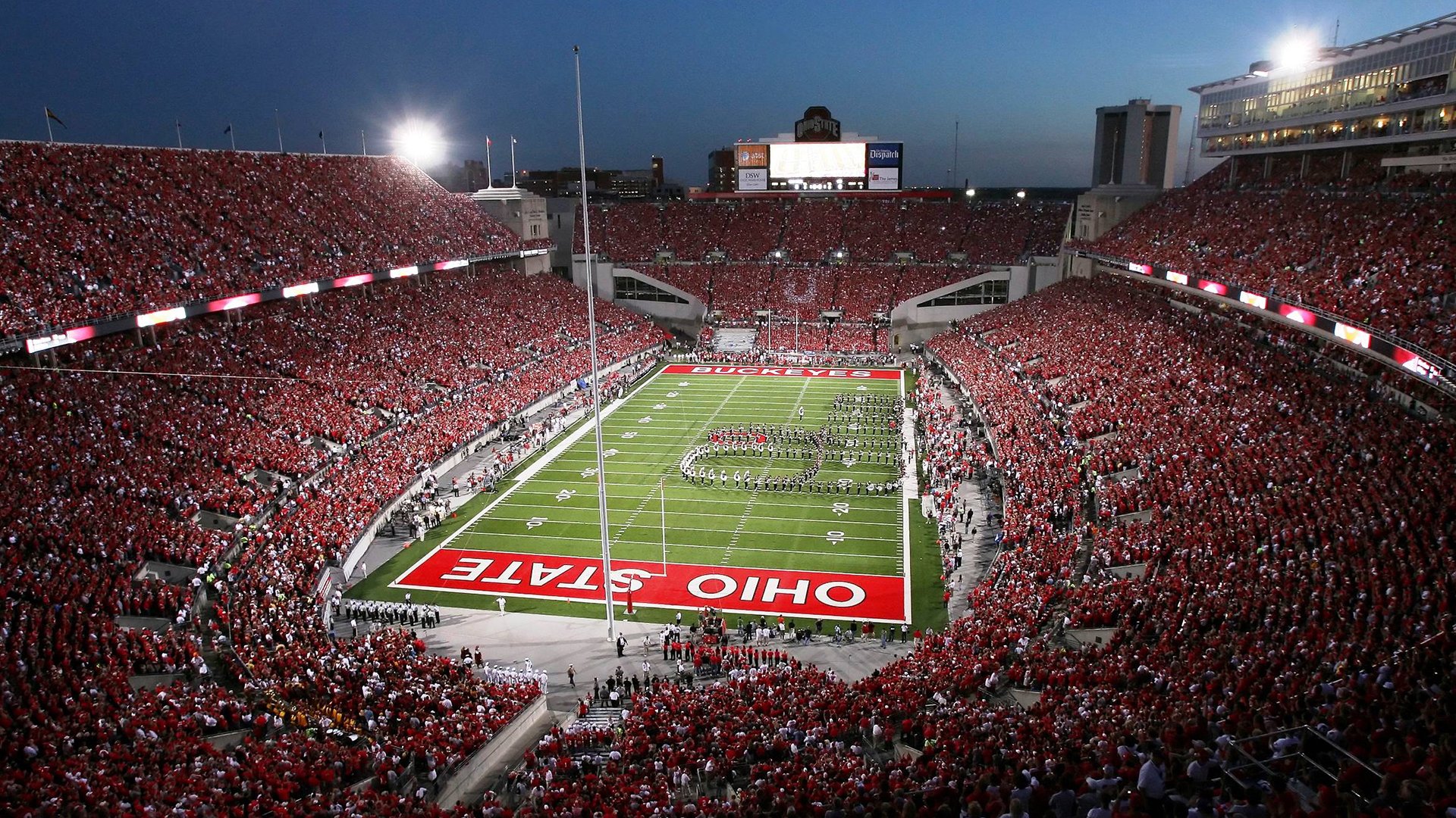 拜仁强势拿下加拿大,基耶萨成为关键先生,当德意志铁骑遇上枫叶军团