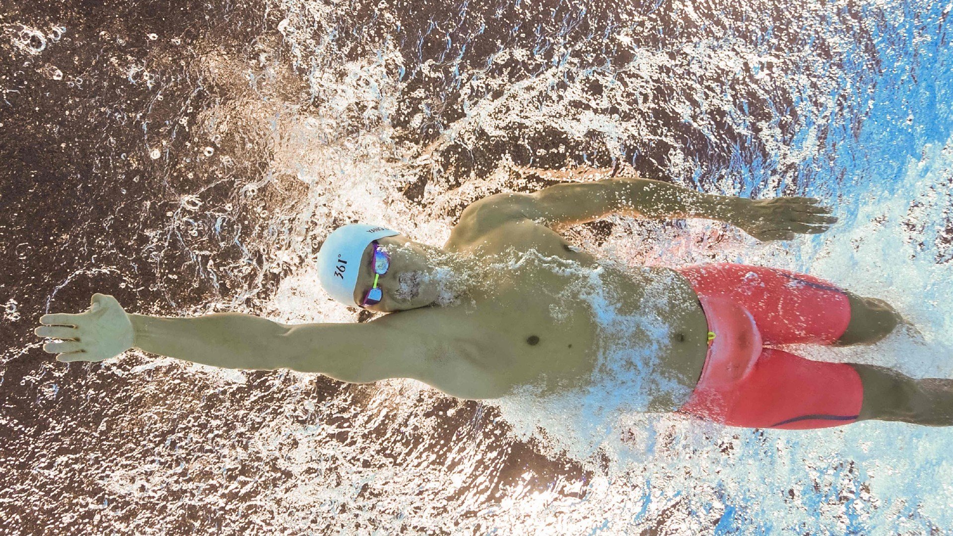 范弗利特攻防两端统治，掘金节奏掌控篮网，一场现代篮球的节奏博弈